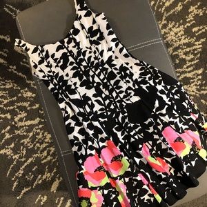 Nine West Lined Flower Patterned Dress